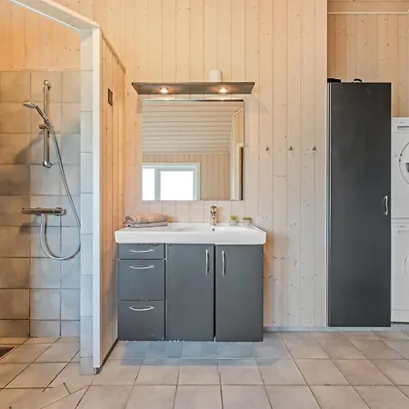 Feriehus Dagny - 300m From The Sea By Interhome